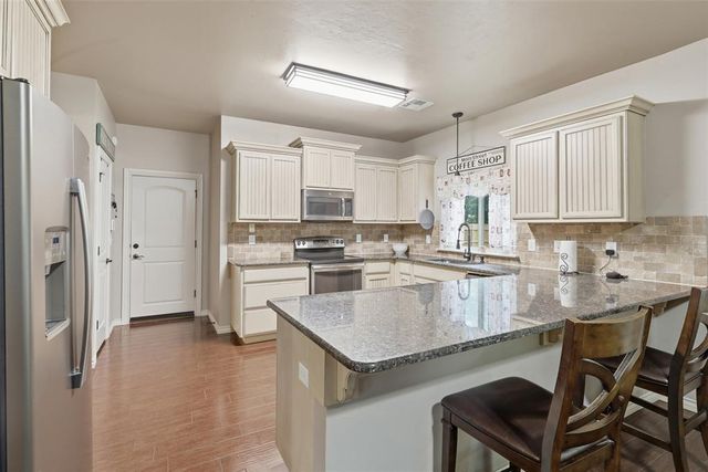 20301 Bow Xing, Newalla, OK 74857