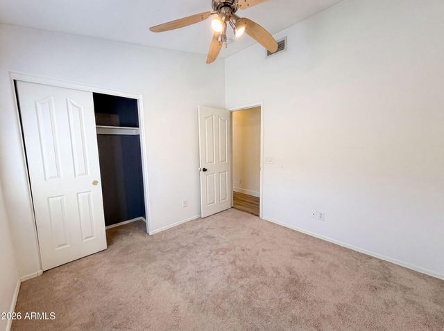3951 E TIMBERLINE Road, Gilbert, AZ 85297