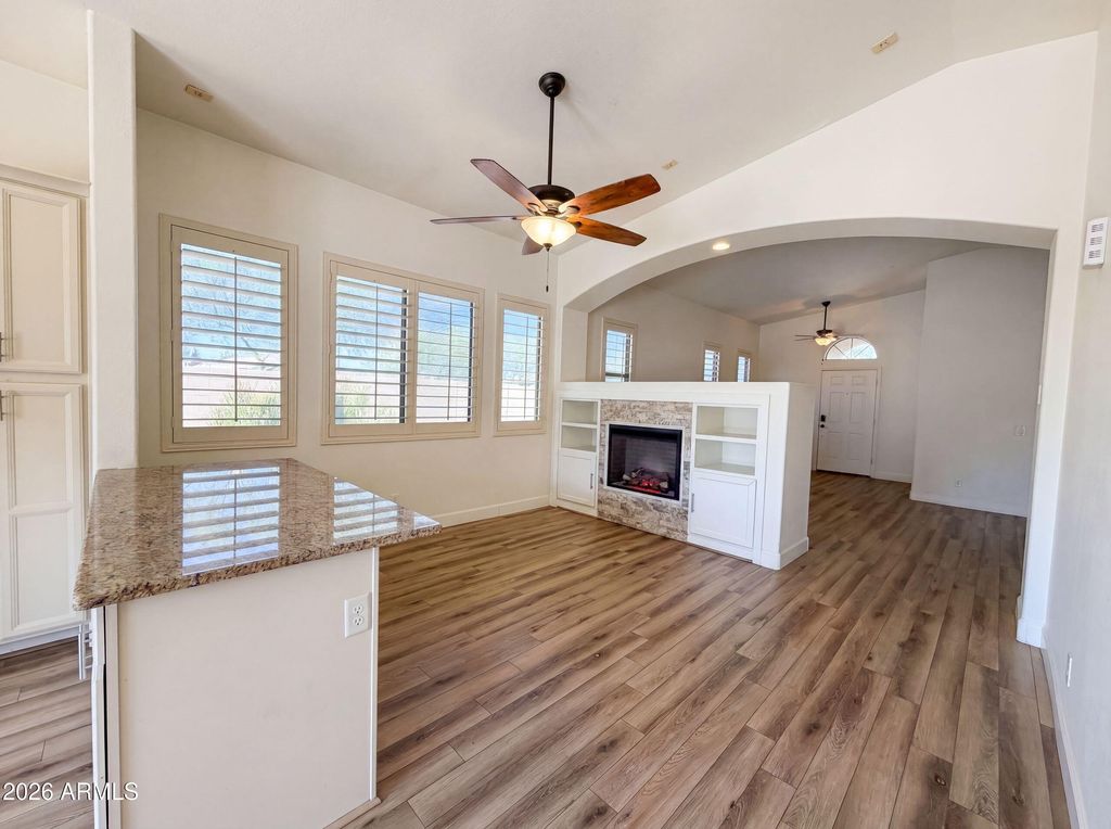3951 E TIMBERLINE Road, Gilbert, AZ 85297 — photo 3