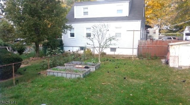 305 Woodlawn Ave, Linden City, NJ 07036