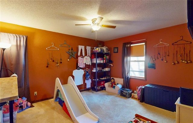 511 S Clay Street, Nevada, MO 64772