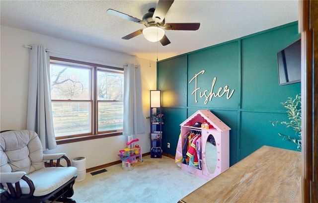 511 S Clay Street, Nevada, MO 64772