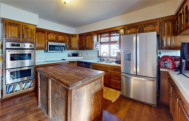 511 S Clay Street, Nevada, MO 64772