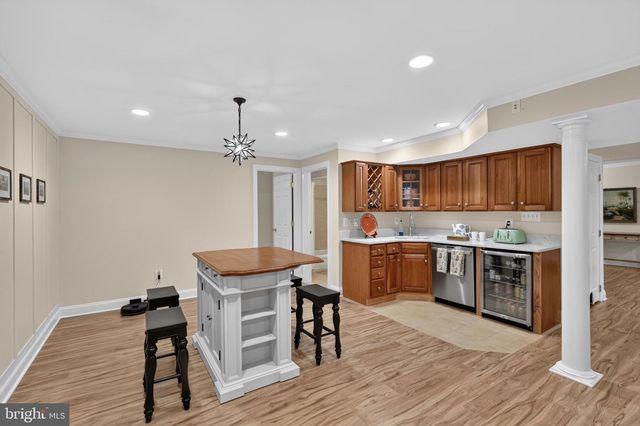 1401 HARLE PL SW, Leesburg, VA 20175