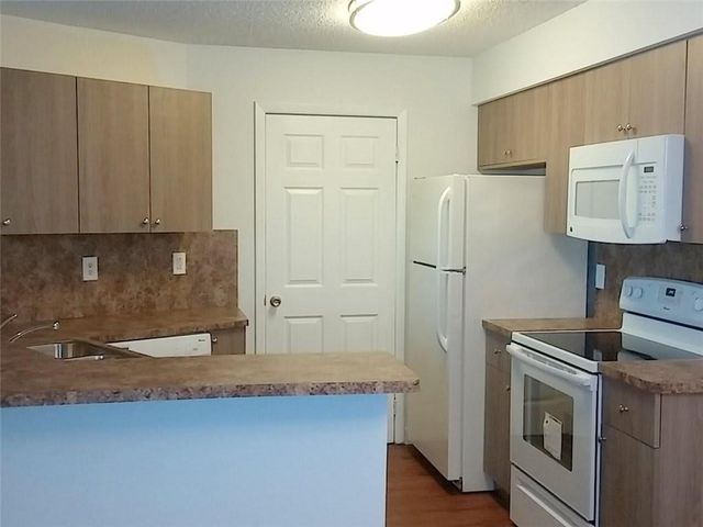 9999 Summerbreeze Drive 917, Sunrise, FL 33322