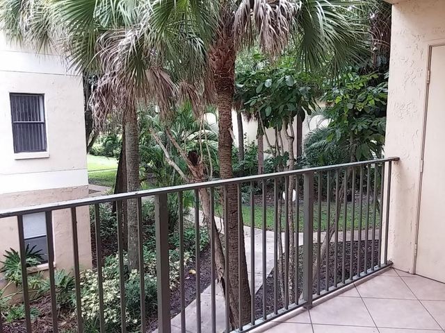 9999 Summerbreeze Drive 917, Sunrise, FL 33322