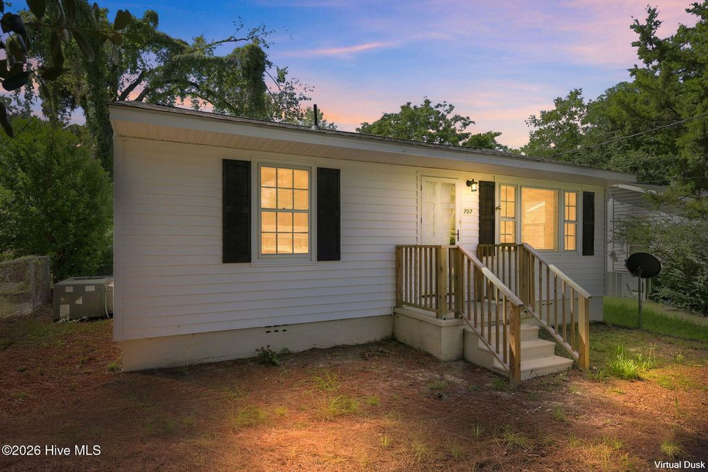 707 Veda Street, Fayetteville, NC 28306