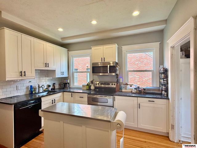 226 S 29th Street, Lincoln, NE 68510