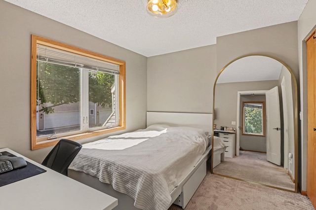 1306 Boardwalk Place, Minneapolis, MN 55411