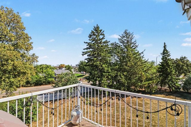 1306 Boardwalk Place, Minneapolis, MN 55411