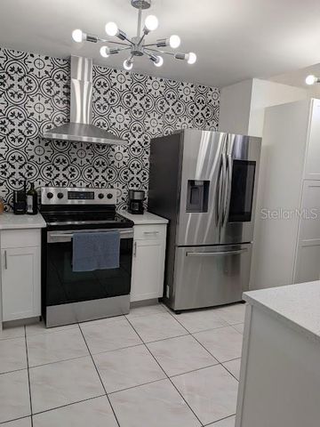 7840 GILLINGHAM COURT, Orlando, FL 32825