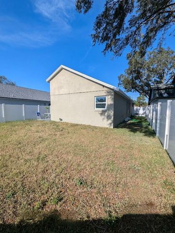 7840 GILLINGHAM COURT, Orlando, FL 32825