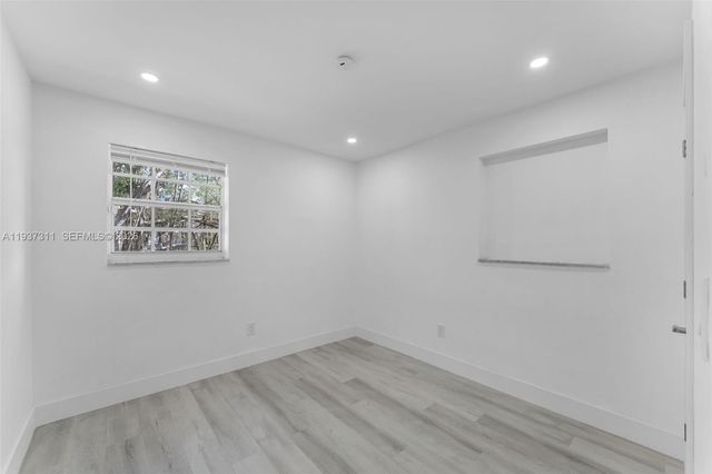 18611 NW 28th Pl, Miami Gardens, FL 33056