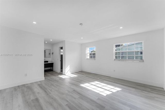 18611 NW 28th Pl, Miami Gardens, FL 33056