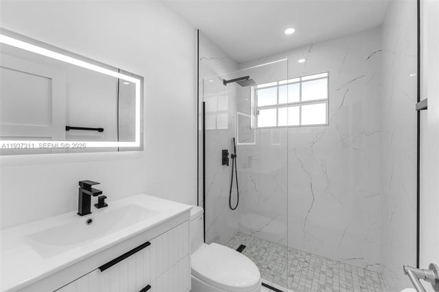 18611 NW 28th Pl, Miami Gardens, FL 33056