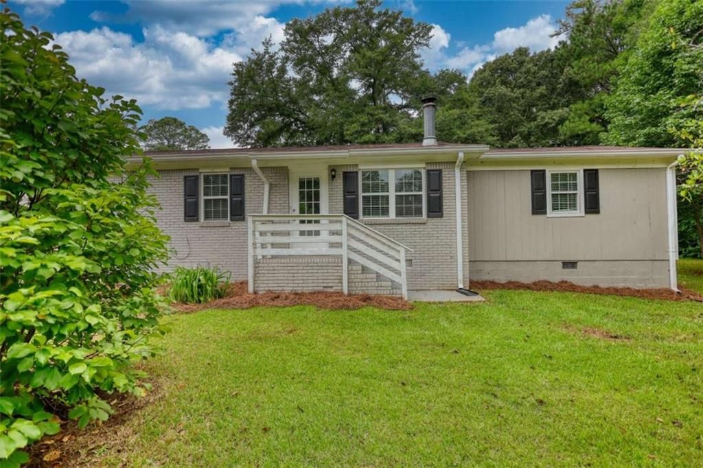 55 Sears Rd, Covington, GA 30016