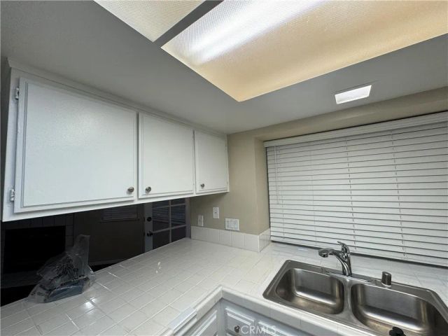 1160 Garnet, Palmdale, CA 93550
