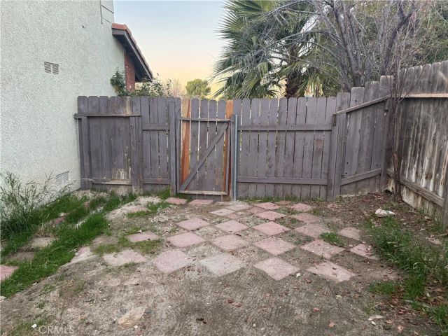 1160 Garnet, Palmdale, CA 93550