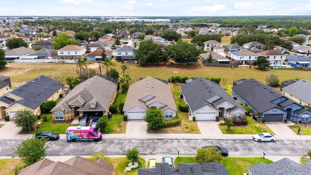 620 OLD BRIDGE CIRCLE, Davenport, FL 33897