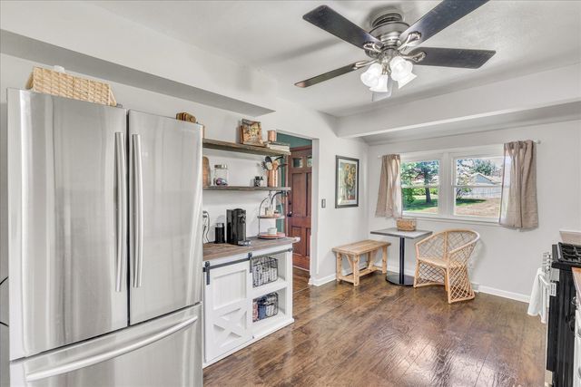 2407 117th Avenue Court W, Milan, IL 61264