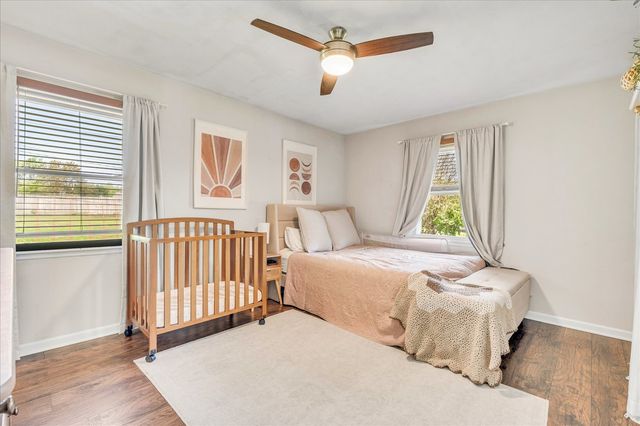 2407 117th Avenue Court W, Milan, IL 61264