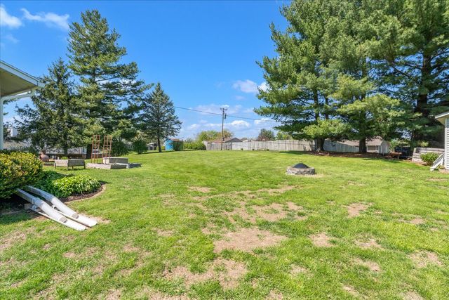 2407 117th Avenue Court W, Milan, IL 61264