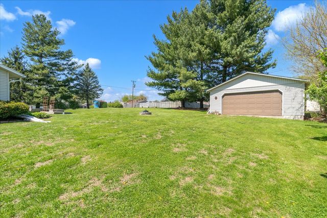 2407 117th Avenue Court W, Milan, IL 61264