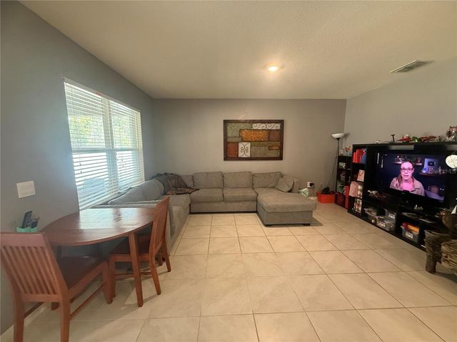 5696 GALLOPING DRIVE, Apopka, FL 32712