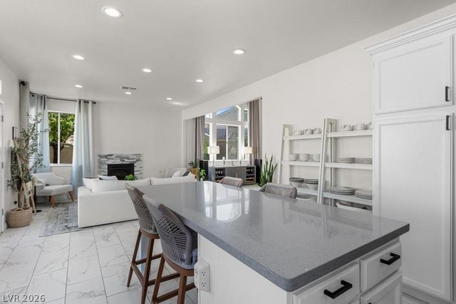 9536 Summer Rain Drive, Las Vegas, NV 89134