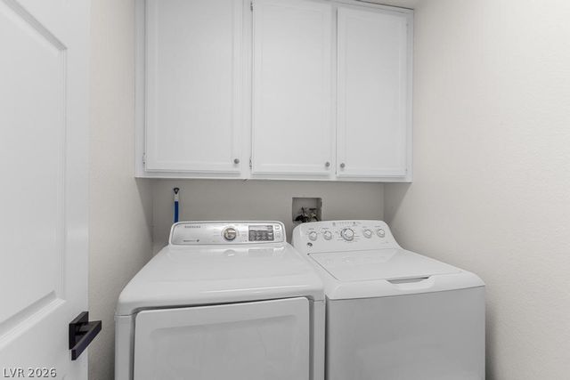9536 Summer Rain Drive, Las Vegas, NV 89134