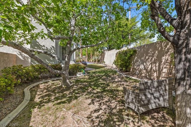 9536 Summer Rain Drive, Las Vegas, NV 89134