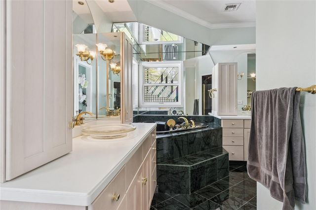 225 LIMPKIN LANE, Frostproof, FL 33843