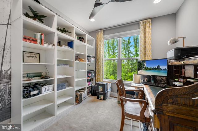 4489 LATELEAF TRL, Fairfax, VA 22030