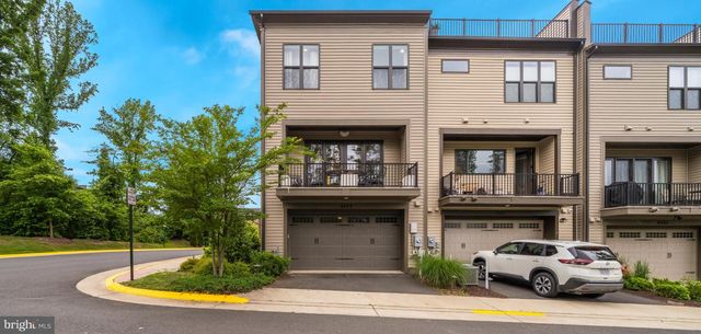 4489 LATELEAF TRL, Fairfax, VA 22030