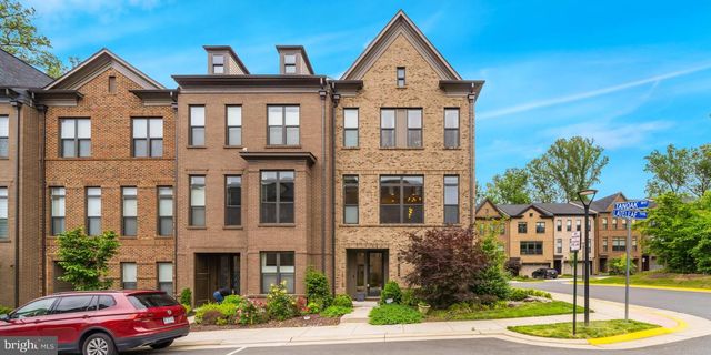 4489 LATELEAF TRL, Fairfax, VA 22030