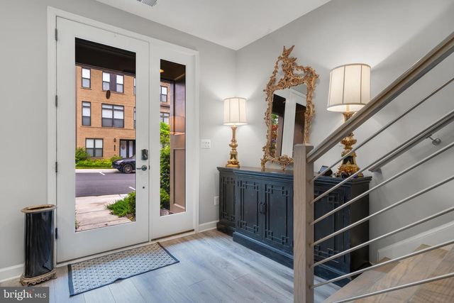 4489 LATELEAF TRL, Fairfax, VA 22030