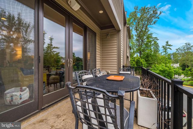 4489 LATELEAF TRL, Fairfax, VA 22030