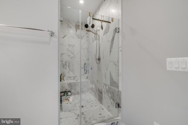 4489 LATELEAF TRL, Fairfax, VA 22030