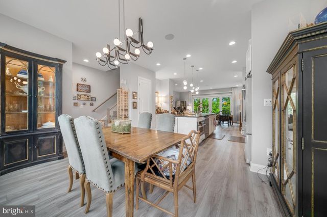 4489 LATELEAF TRL, Fairfax, VA 22030