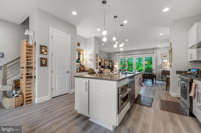 4489 LATELEAF TRL, Fairfax, VA 22030