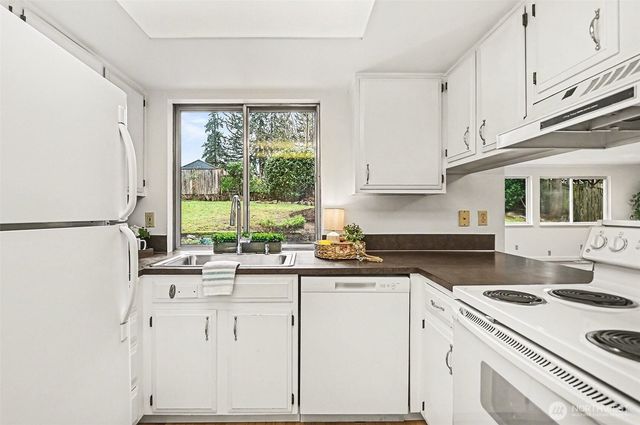 20224 11th Drive SE, Bothell, WA 98012