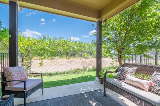 516 E Slaughter LN 402, Austin, TX 78744