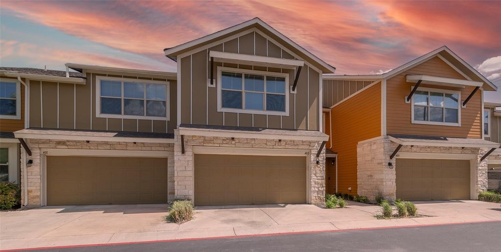516 E Slaughter LN 402, Austin, TX 78744