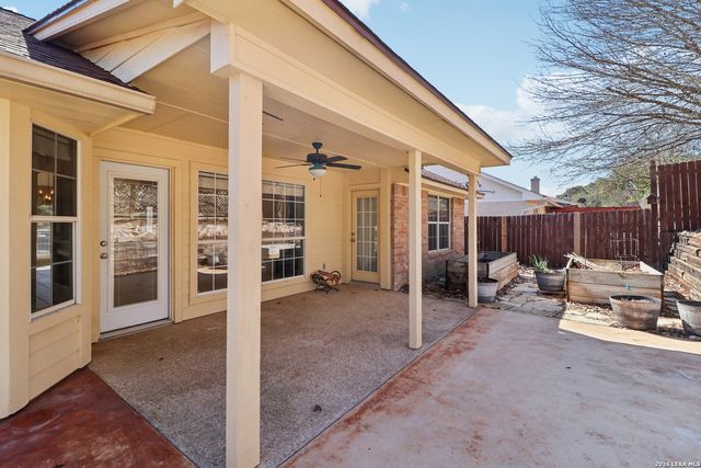 632 Oak Valley, Kerrville, TX 78028