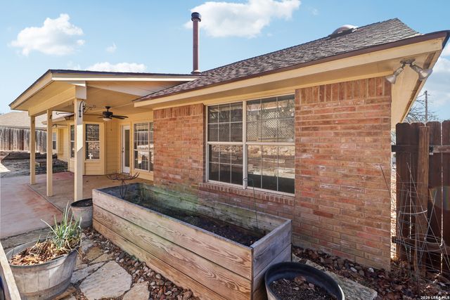 632 Oak Valley, Kerrville, TX 78028