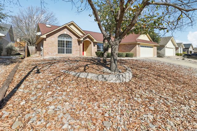 632 Oak Valley, Kerrville, TX 78028