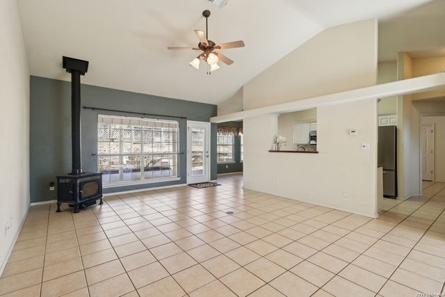 632 Oak Valley, Kerrville, TX 78028