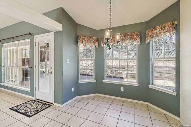 632 Oak Valley, Kerrville, TX 78028