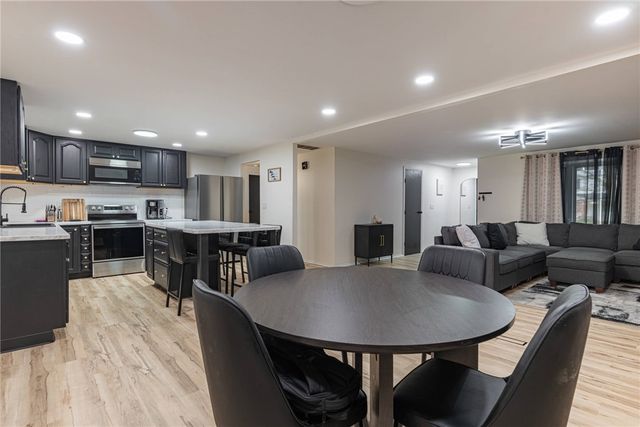 4581 Pennyston Avenue, Huber Heights, OH 45424