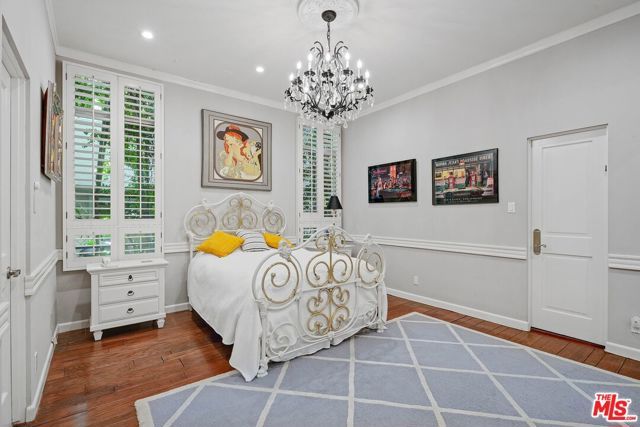 717 N Rodeo Drive, Beverly Hills, CA 90210